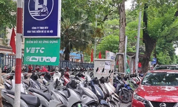 Hà Nội: Thu phí điện tử không dừng toàn bộ bãi đỗ xe từ ngày 1/7