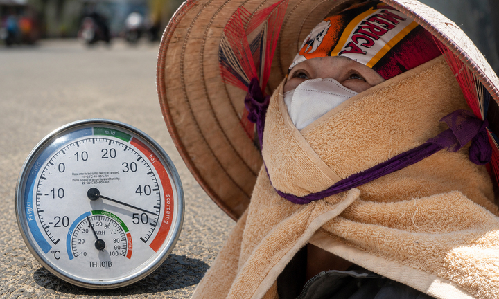 Loạt kỷ lục nhiệt độ tháng 5 bị xô đổ, Hà Nội cao nhất 41,1°C