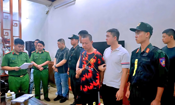 Bắt giang hồ khét tiếng Ninh Bình trong đường dây cá độ 1.200 tỷ đồng