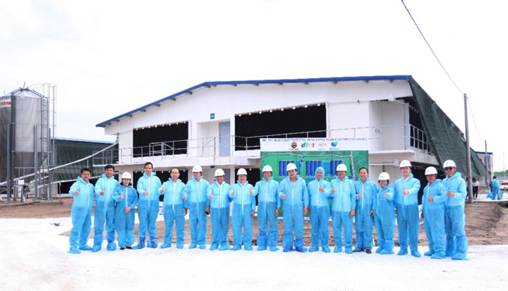 Lãnh đạo Tây Ninh khảo sát tiến độ Dự án chăn nuôi công nghệ cao DHN Tây Ninh 2