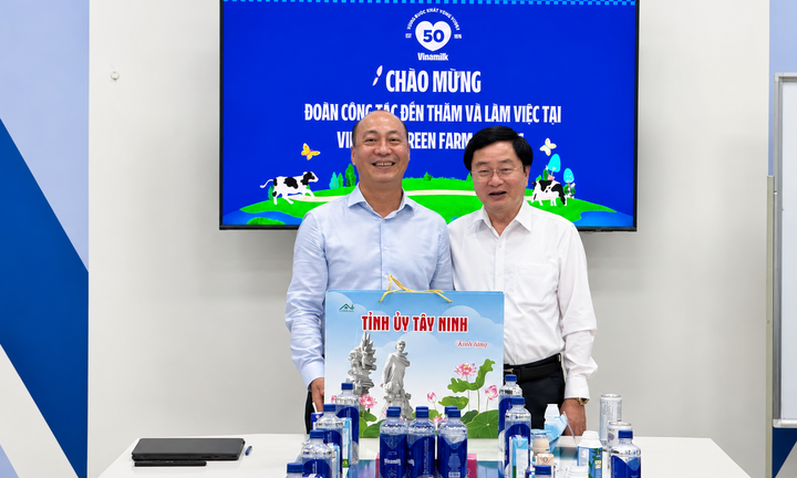 Tây Ninh ủng hộ Vinamilk mở rộng trang trại, sớm triển khai nhà máy chế biến sữa