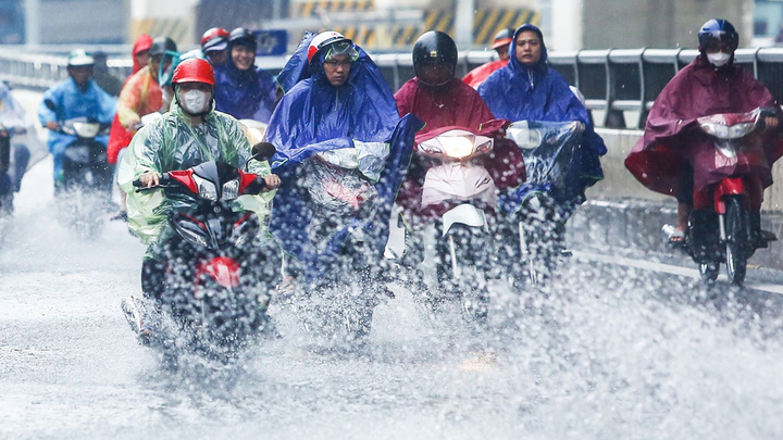 Dự báo thời tiết 5/6: Miền Bắc mưa lớn trước khi tái diễn nắng nóng diện rộng