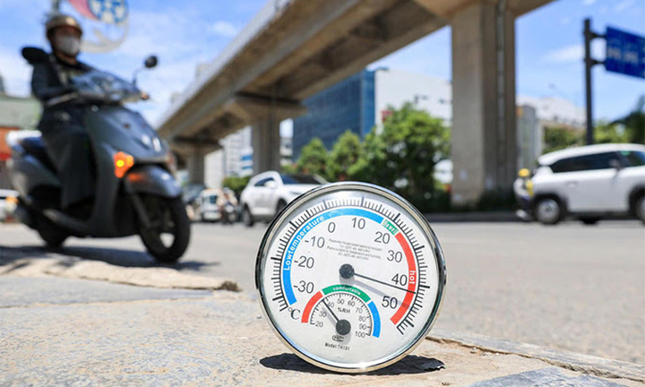 Vì sao Hà Nội ngày càng nóng và ngột ngạt hơn?