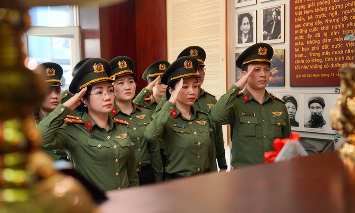 Thăm nơi Bác Hồ từng sinh sống ở TP.HCM trước khi ra đi tìm đường cứu nước