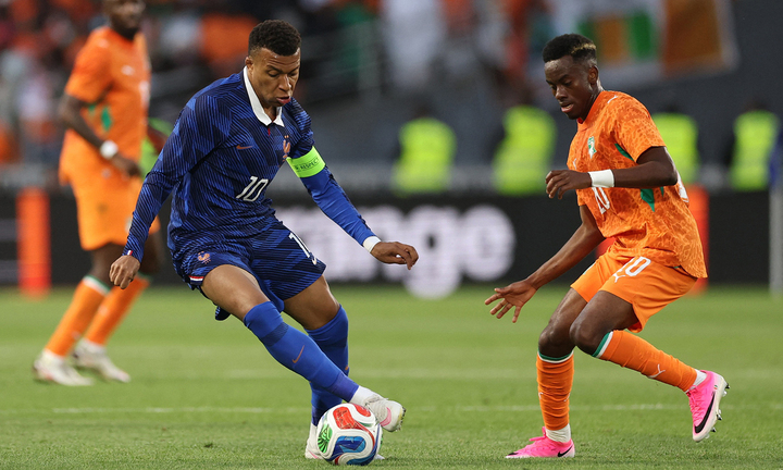 Mbappe đá nửa trận không ghi bàn, Pháp thua ngược Bờ Biển Ngà 1-2