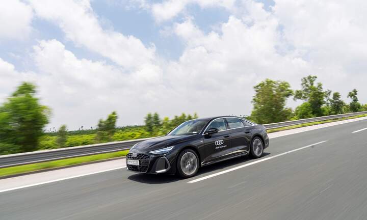 Cận cảnh Audi A6 S Line 2026: Đột phá công nghệ hiển thị và không gian số hóa