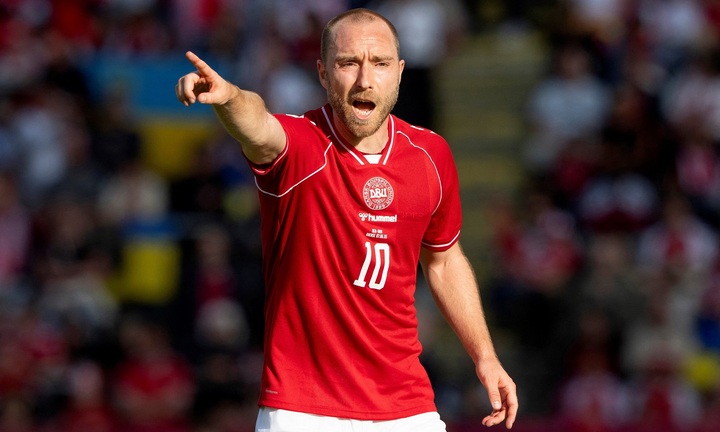Từng suýt chết trên sân, Eriksen lại bất tỉnh giữa trận đấu