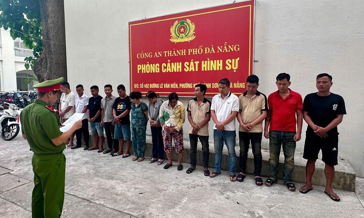 Triệt phá đường dây số đề, cá độ bóng đá 20 tỷ ở Đà Nẵng