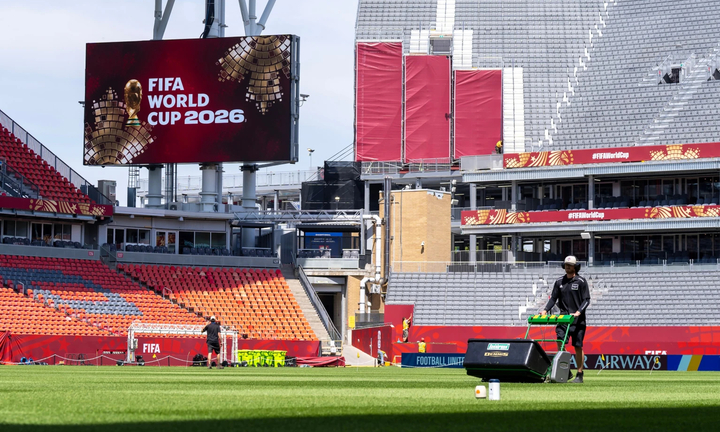 Mỹ dùng công trình khoa học 10 năm tạo 'cỏ vô hình' phục vụ World Cup 2026