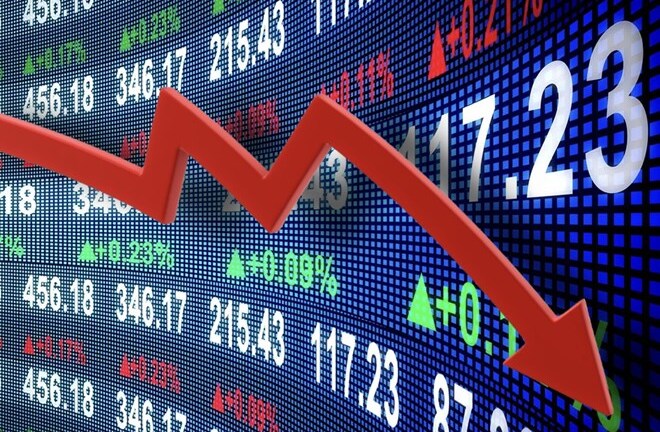 Sau phiên thủng mốc 1.800 điểm, VN-Index có giảm tiếp?