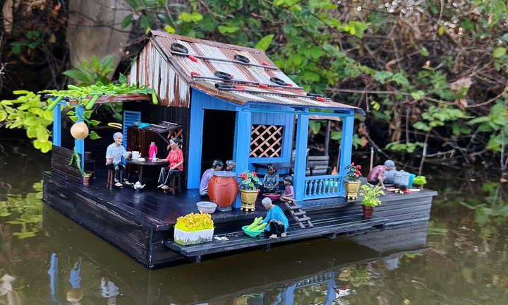 Tái hiện hồn quê miền Tây bằng những ngôi nhà thu nhỏ vạn người mê