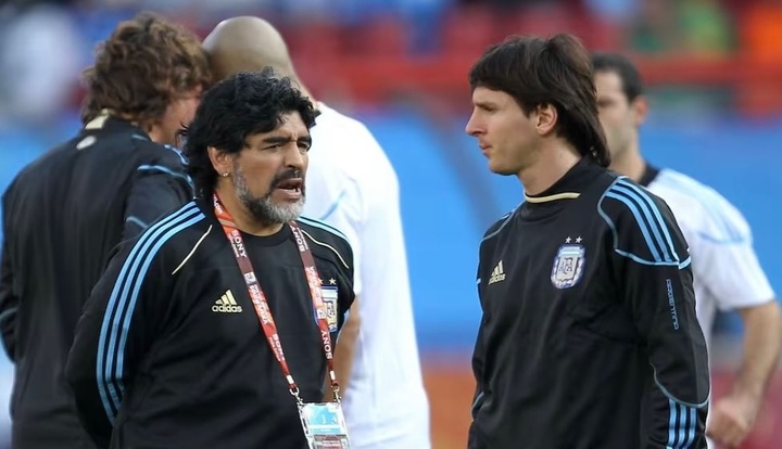 Messi đăng ảnh cùng Maradona, nhìn lại 20 năm tại World Cup