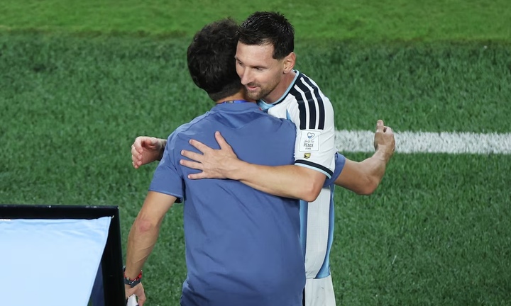 HLV Argentina: 'Không còn lời nào để nói về Messi nữa'