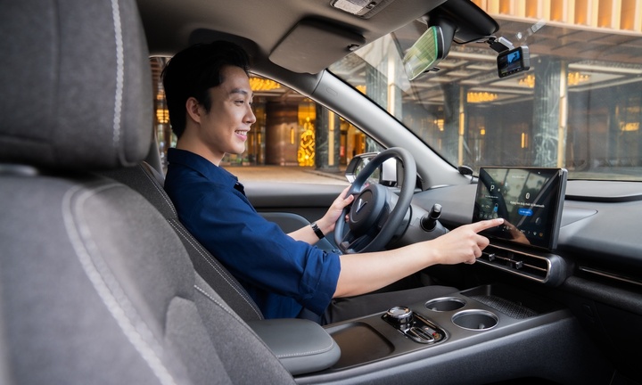 Chủ xe VinFast Limo Green: Đi xa nhẹ nhàng hơn vì không cần gánh tiền nhiên liệu