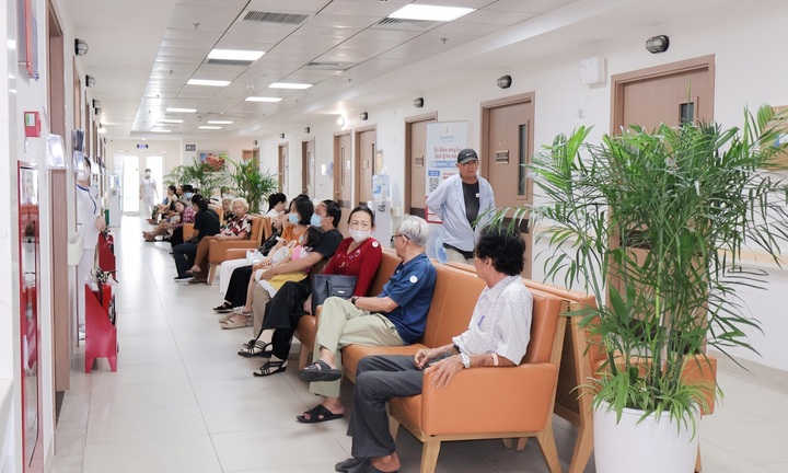 2.000 người dân Cần Thơ tham gia chương trình khám sức khỏe toàn dân của Vinmec