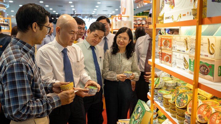 Tuần lễ kết nối giao thương SATRA 2026: Đưa hàng Việt chinh phục thị trường