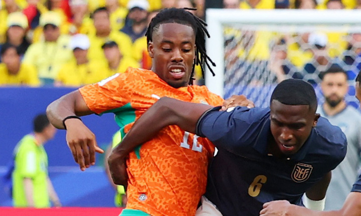 Cầu thủ bị nghi bán độ kèo thẻ vàng được phép thi đấu tiếp tại World Cup 2026