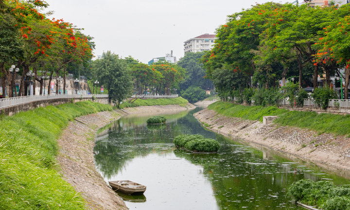 Toàn cảnh các dự án cấp, thoát nước đang góp phần hồi sinh sông Tô Lịch
