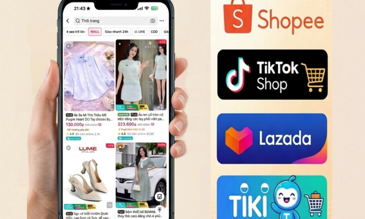 With the boom in e-commerce orders, Vietnamese fashion is entering the digital race.