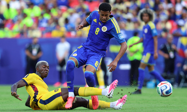 Trực tiếp bóng đá Ecuador 0-0 Curacao: Thủ môn cứu thua ngoạn mục