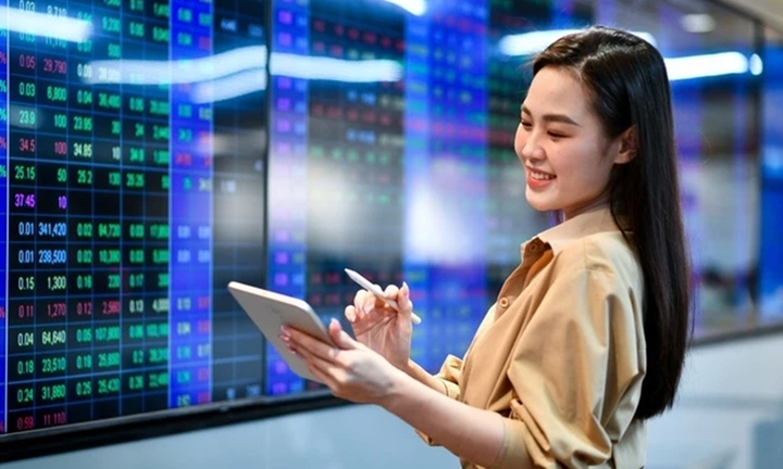 VN-Index tăng mạnh nhất 2 tháng