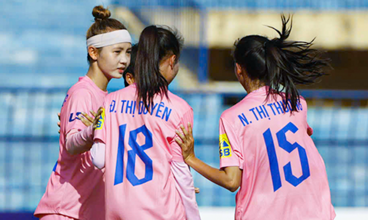 Nach dem ersten Spieltag der Frauen-Fußball-Nationalmeisterschaft 2026 haben sich die Titelanwärterinnen herauskristallisiert.