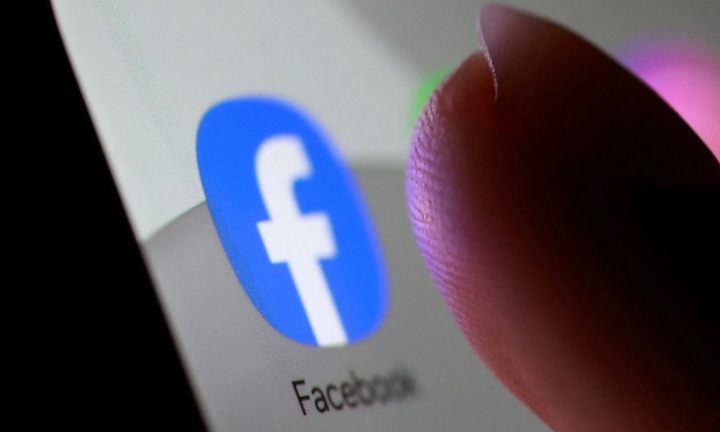 Facebookは毎日、ユーザーの会話を密かに盗聴しているのだろうか？