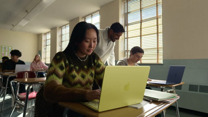 iPad and MacBook prices fluctuate sharply, with the cheapest model increasing by 3 million VND.