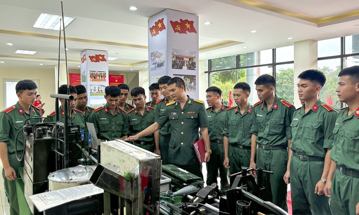 3 năm qua điểm chuẩn trường Sĩ quan Đặc công thay đổi thế nào?