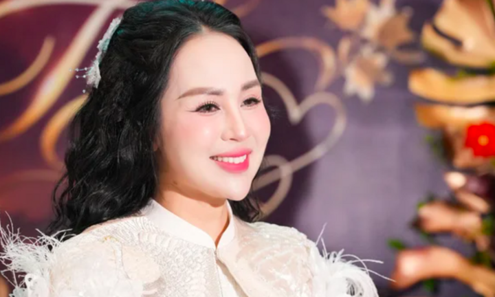 Ca sĩ Khánh Ly tiết lộ lý do đưa tình ca Nga bất hủ vào liveshow đầu tiên