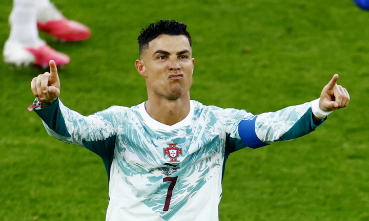 Ronaldo ghi bàn vẫn tạo chỉ số thấp khó tin