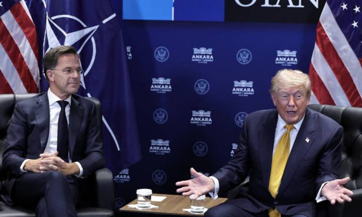 Ông Trump tuyên bố cắt đứt quan hệ thương mại với Tây Ban Nha