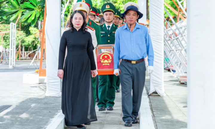 Phó Chủ tịch nước dự lễ truy điệu và an táng 235 hài cốt liệt sĩ tại An Giang