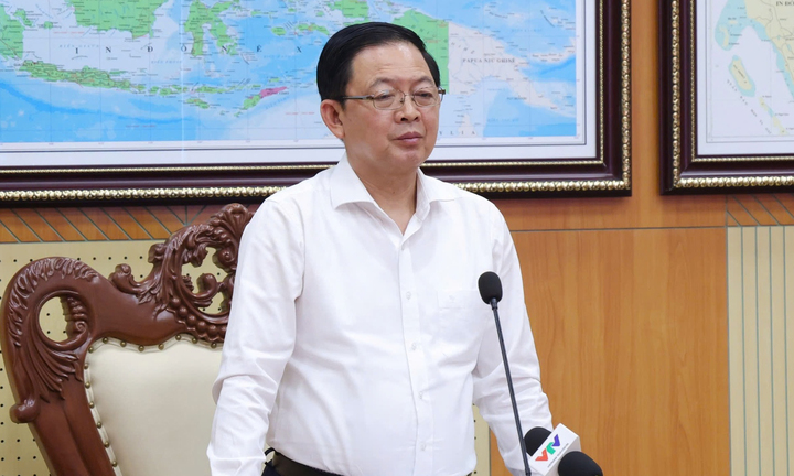 Phó Thủ tướng: Không để người dân phải lên nóc nhà kêu cứu khi mưa lũ