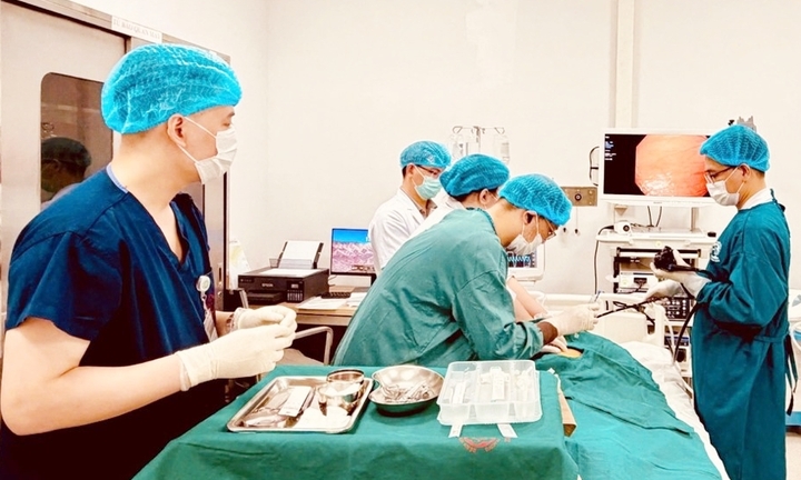 BV Bạch Mai cơ sở Ninh Bình kín giường sau hai tuần, liên tiếp cứu ca bệnh nặng