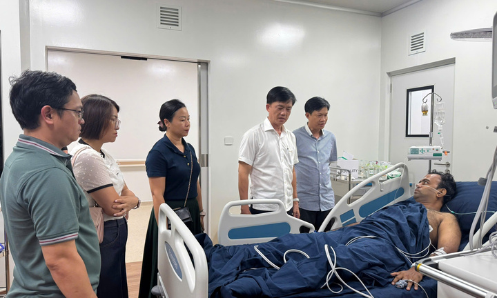 Tình trạng sức khoẻ 17 nạn nhân sống sót trong vụ lật ca nô ở Phú Quốc