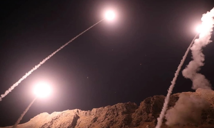 Khoảnh khắc tên lửa Iran xuyên lưới Patriot, đánh trúng căn cứ Jordan