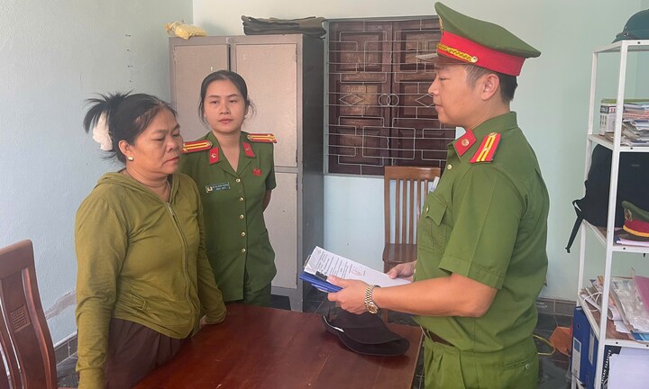 Nhờ thầy bói lấy lại 10 tỷ đồng bị lừa, người phụ nữ mất thêm 179 triệu