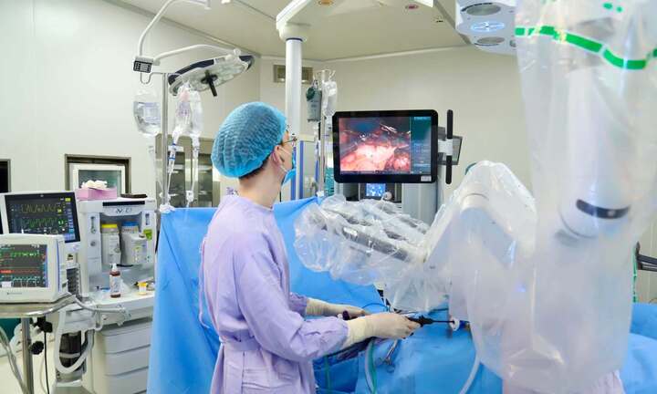 Bệnh nhi 14 tuổi mắc ung thư vòm mũi họng, dấu hiệu cảnh báo bố mẹ đừng bỏ qua