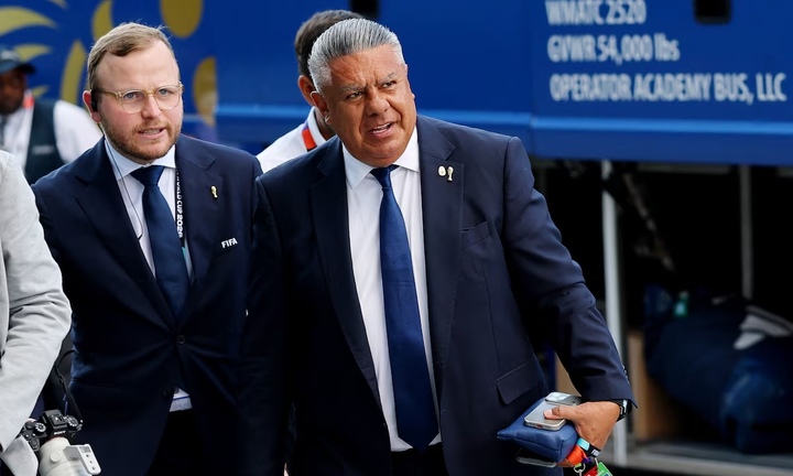 LĐBĐ Argentina bác tin chủ tịch Claudio Tapia bị bắt ở sân bay Mỹ