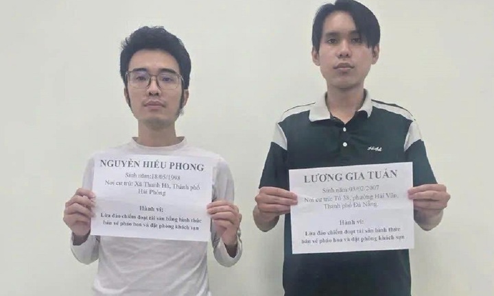 2 kẻ lừa bán vé pháo hoa Đà Nẵng, đặt phòng khách sạn trên mạng