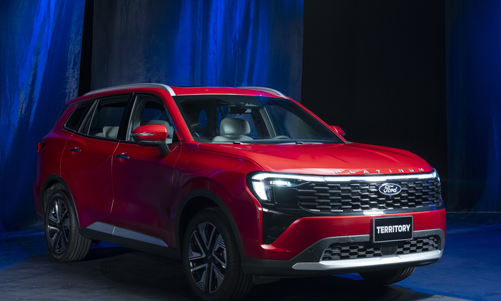 Thêm bản Platinum, Ford Territory có giá cao nhất 916 triệu đồng