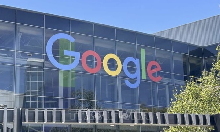 Tổng thống Mỹ đe dọa áp thuế EU sau án phạt 1 tỷ USD đối với Google