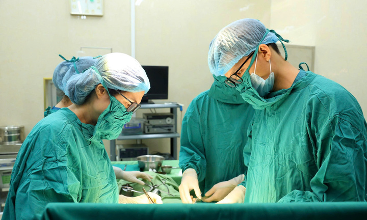 Lần theo nguồn gốc khối u, phát hiện bệnh cảnh thế giới chỉ có 40 trường hợp