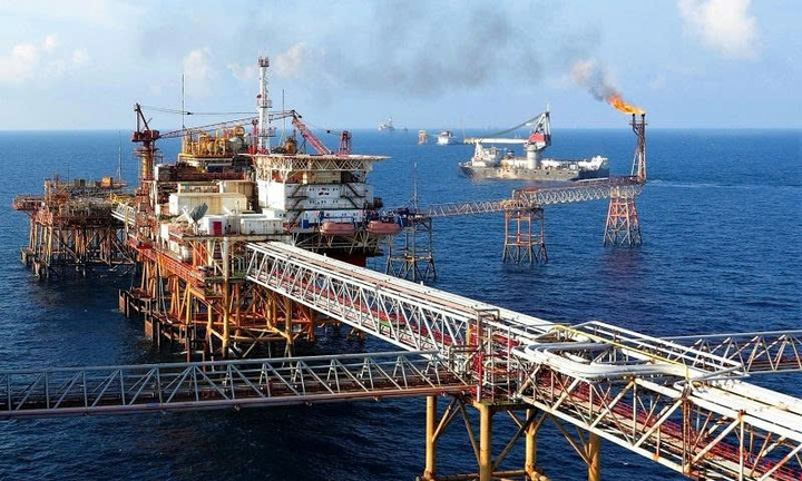 Không chỉ cần 'lá chắn pháp lý', Petrovietnam cần cơ chế chia sẻ rủi ro