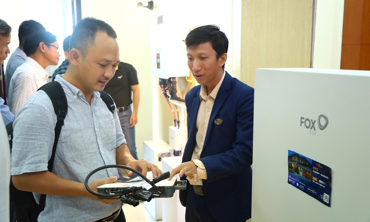 Khai thác nguồn năng lượng tái tạo hiệu quả nhờ pin lưu trữ và AI
