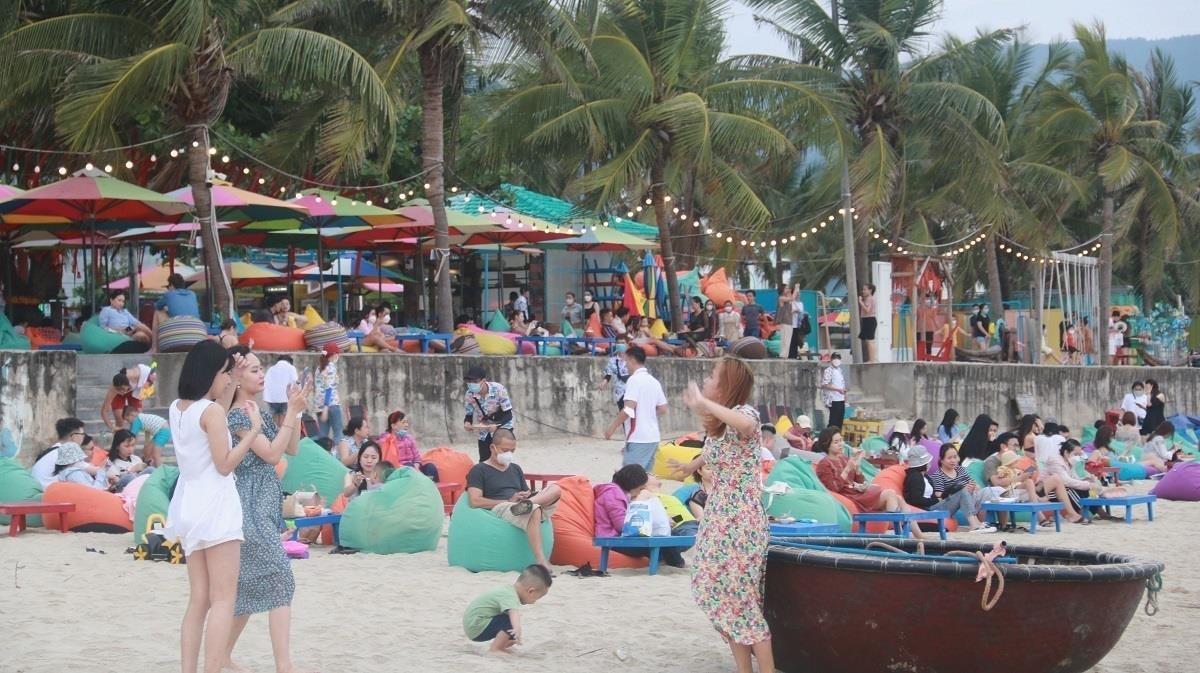 Sau mở cửa du lịch: Vắng bóng khách ngoại, lác đác khách nội - 7