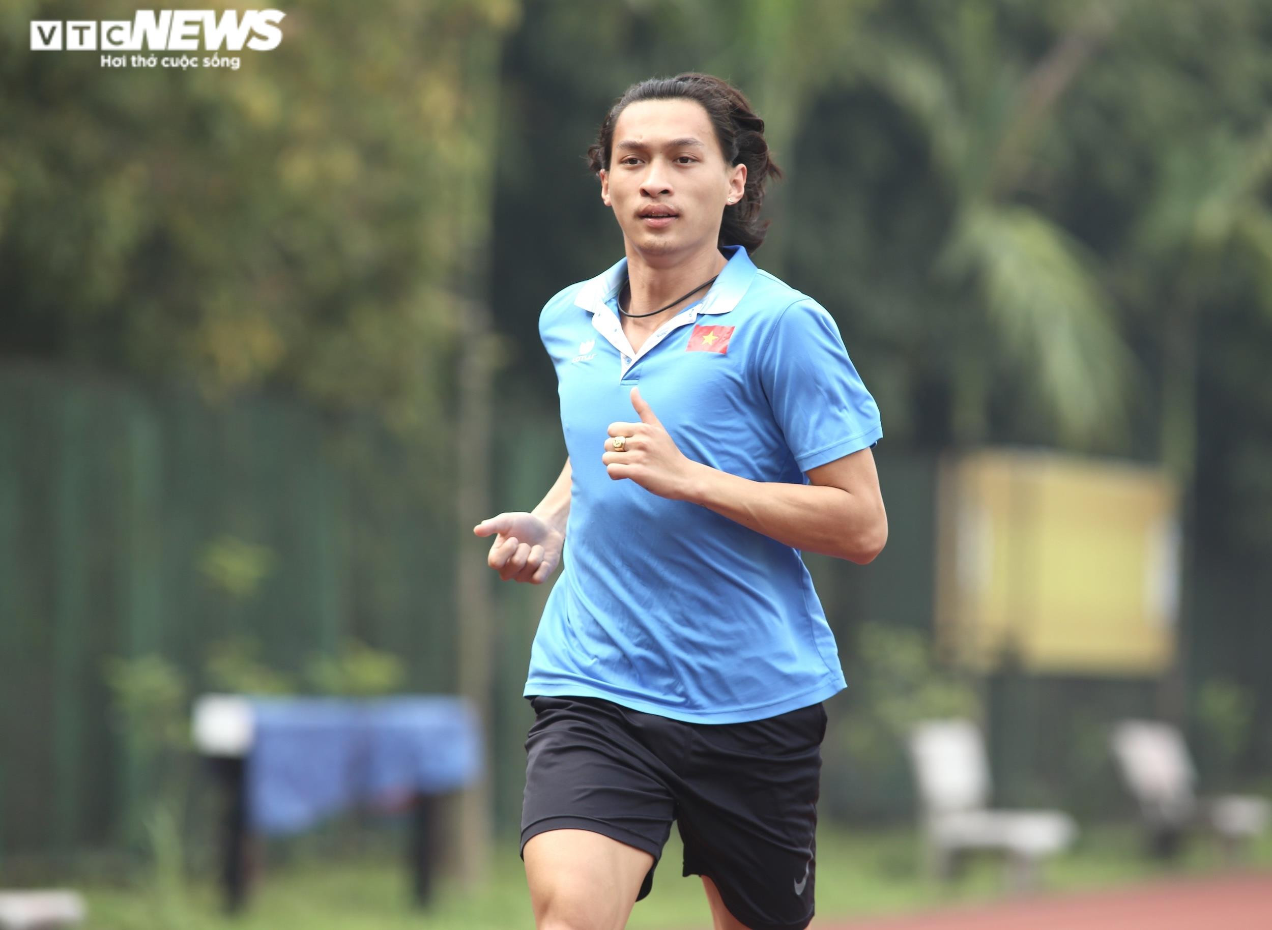 HLV đội điền kinh Việt Nam: 'Mục tiêu là ngôi số 1 ở SEA Games 31' - 1