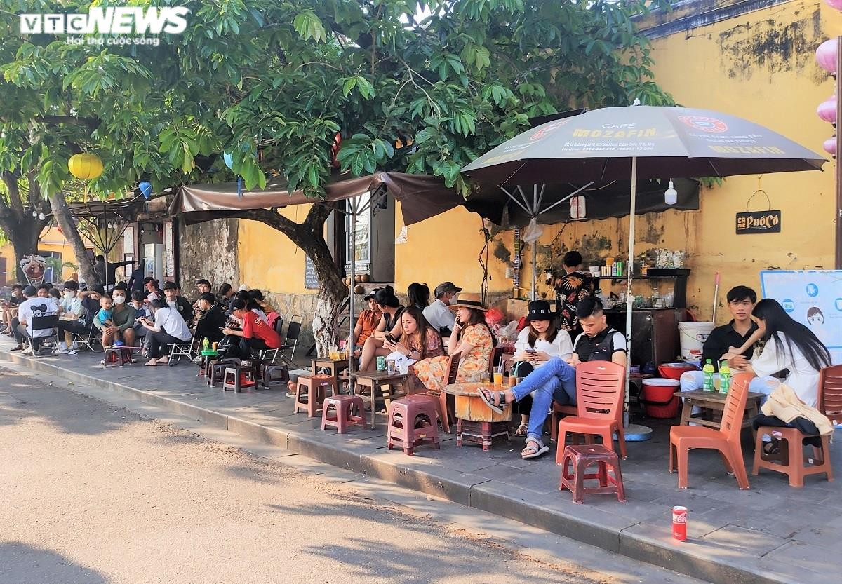 Ảnh: Hai khu di sản văn hóa thế giới ở Quảng Nam ken đặc du khách - 4