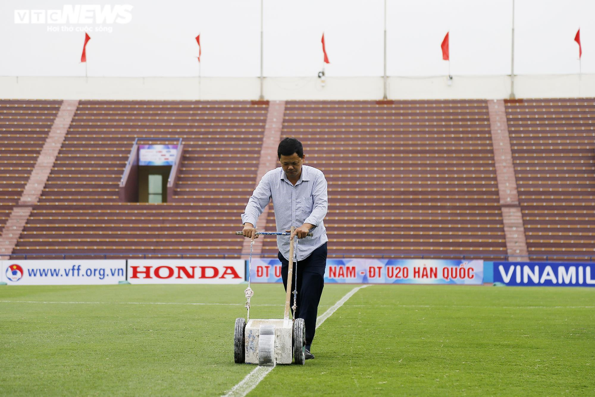 Cận cảnh sân đấu của U23 Việt Nam tại SEA Games 31 - 4